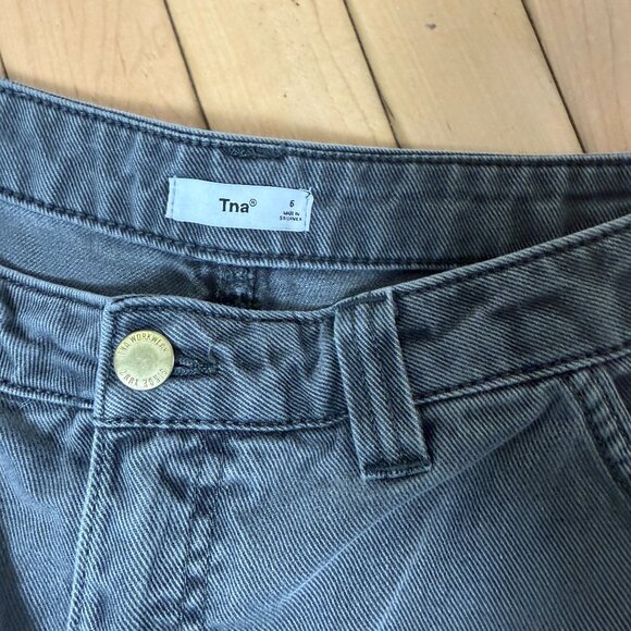 ARITZIA TNA Grey Denim Jeans Wide Leg Size 6 - Picture 6 of 13